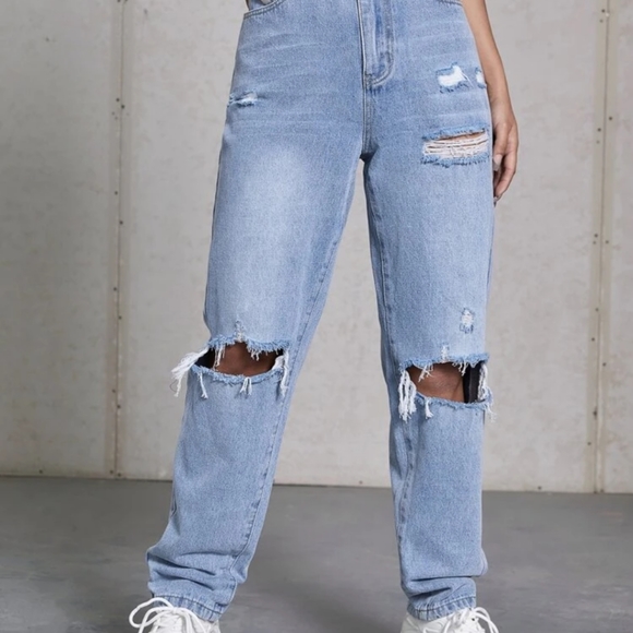 Shein Brand New High Waist Straight Leg Jeans Size 2 - Picture 3 of 12